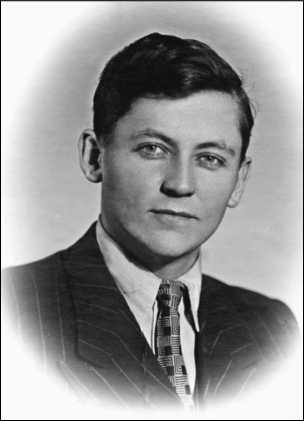 Иллюстрация к книге — 100 великих операций спецслужб [i_063.jpg]