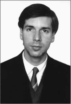 Иллюстрация к книге — 100 великих операций спецслужб [i_071.jpg]