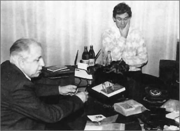 Иллюстрация к книге — 100 великих операций спецслужб [i_095.jpg]