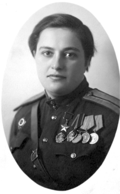 Иллюстрация к книге — Я – снайпер. В боях за Севастополь и Одессу [i_019.jpg]