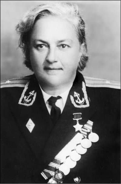 Иллюстрация к книге — Я – снайпер. В боях за Севастополь и Одессу [i_020.jpg]