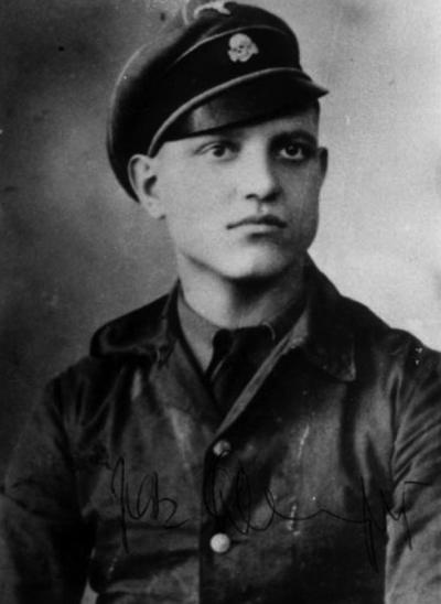 Иллюстрация к книге — 32-я добровольческая гренадерская дивизия СС «30 января» [img_34.jpg]