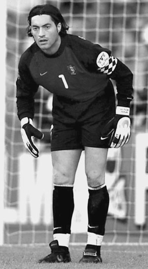 Иллюстрация к книге — 100 великих футбольных матчей [i_072.jpg]