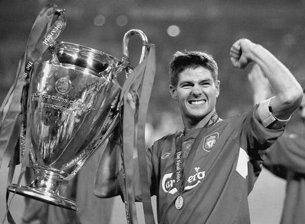 Иллюстрация к книге — 100 великих футбольных матчей [i_081.jpg]