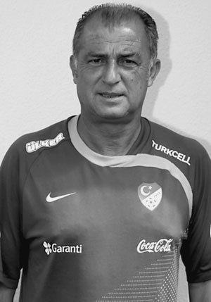 Иллюстрация к книге — 100 великих футбольных матчей [i_085.jpg]