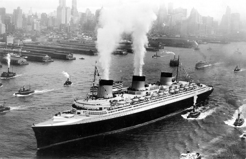 Иллюстрация к книге — «Нормандия». Гибель флагмана эпохи [i_006.jpg]