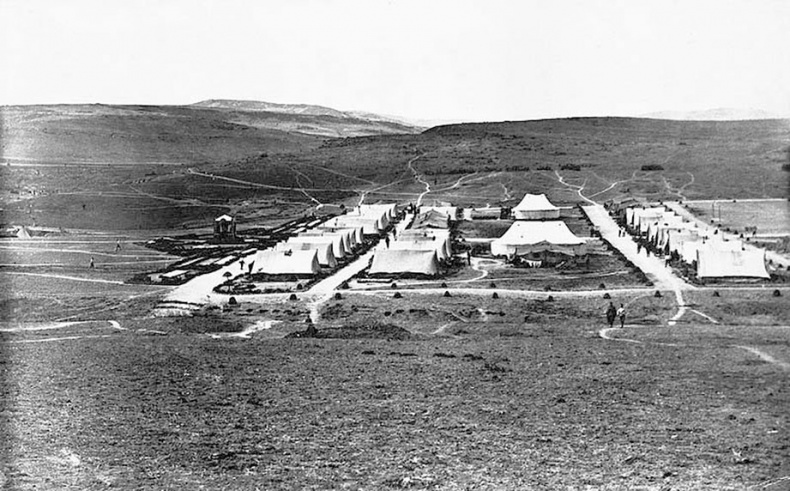 Иллюстрация к книге — Изгнанная армия. Полвека военной эмиграции. 1920-1970 гг. [i_008.jpg]