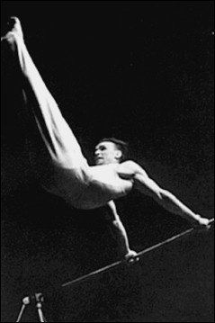 Иллюстрация к книге — 100 великих олимпийских чемпионов [i_033.jpg]