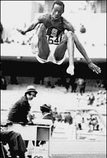 Иллюстрация к книге — 100 великих олимпийских чемпионов [i_066.jpg]