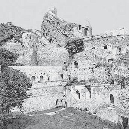 Иллюстрация к книге — 100 великих монастырей [i_026.jpg]