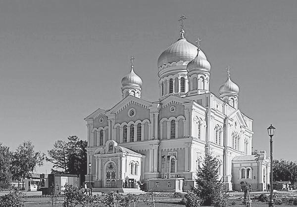 Иллюстрация к книге — 100 великих монастырей [i_103.jpg]