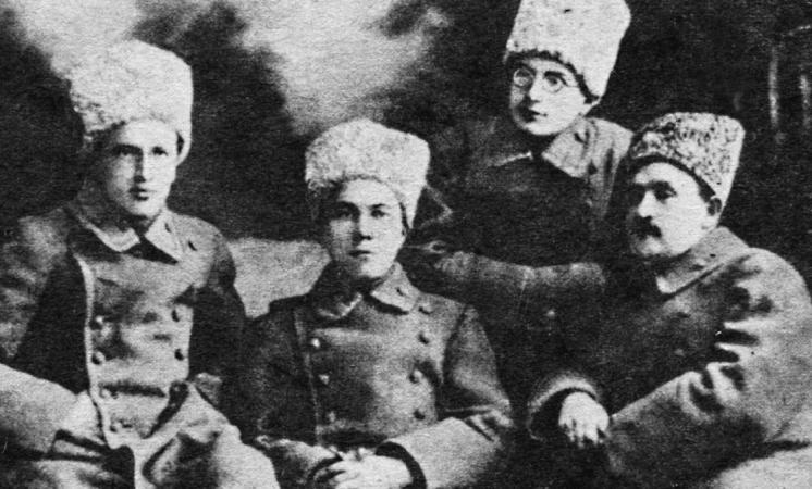 Иллюстрация к книге — Убийство Царской Семьи и членов Романовых на Урале [_520_3.jpg]