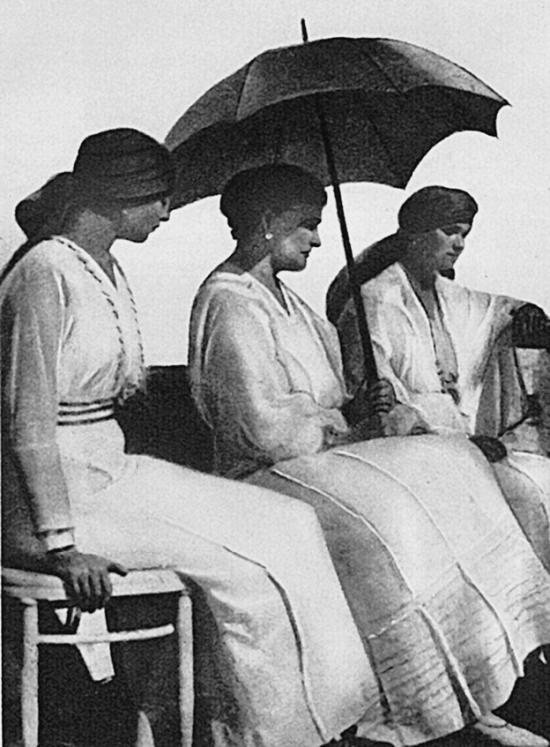 Иллюстрация к книге — Царь и царица [_360_2.jpg]