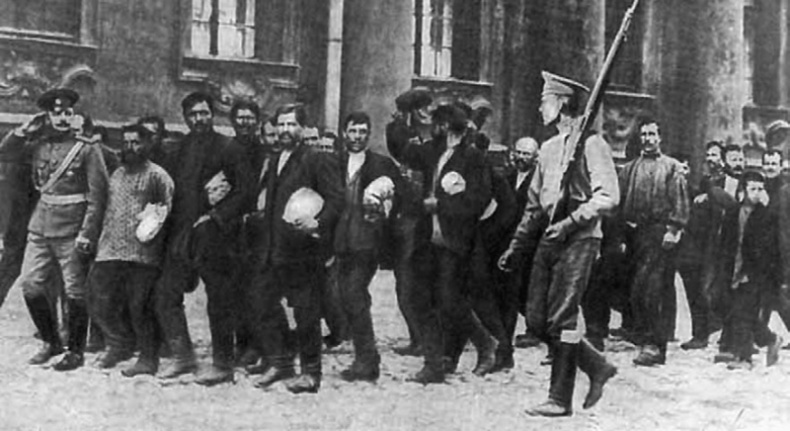 Иллюстрация к книге — 100 великих тайн Первой Мировой [i_002.jpg]