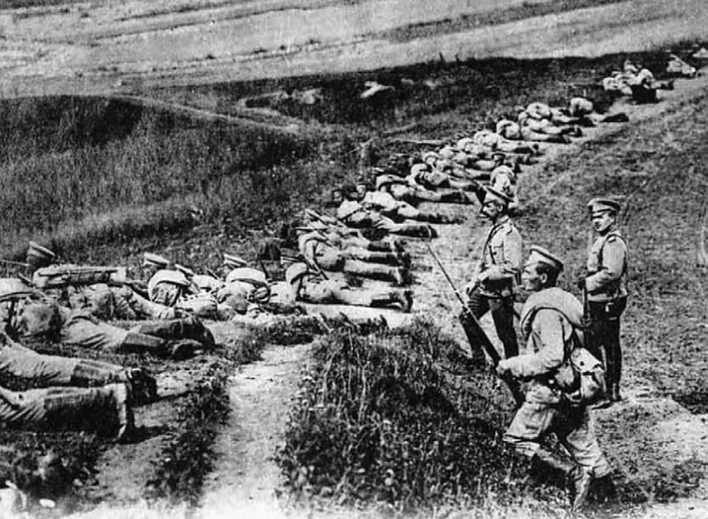 Иллюстрация к книге — 100 великих тайн Первой Мировой [i_034.jpg]