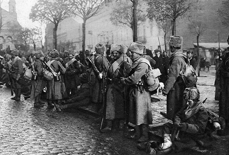 Иллюстрация к книге — 100 великих тайн Первой Мировой [i_036.jpg]