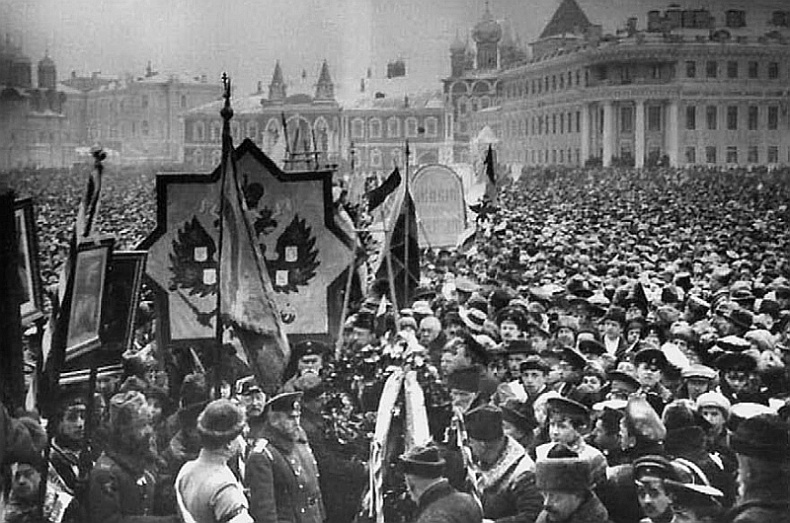 Иллюстрация к книге — 100 великих тайн Первой Мировой [i_055.jpg]