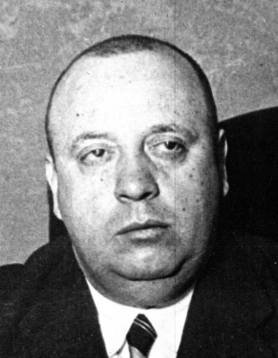 Иллюстрация к книге — На далеком меридиане [i_005.jpg]