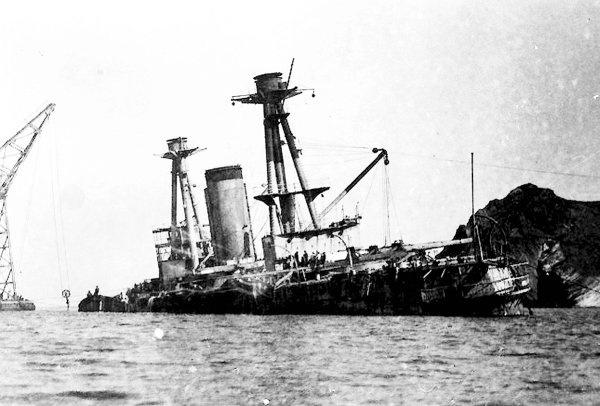 Иллюстрация к книге — На далеком меридиане [i_032.jpg]