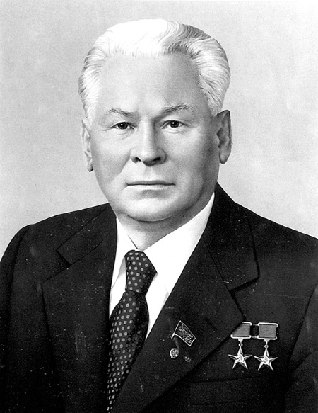 Иллюстрация к книге — СССР при Брежневе. Правда великой эпохи [i_008.jpg]