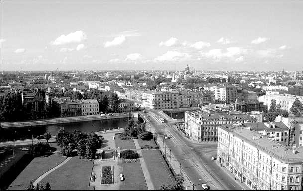 Иллюстрация к книге — СССР при Брежневе. Правда великой эпохи [i_015.jpg]