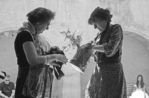 Иллюстрация к книге — Крайности Грузии. В поисках сокровищ Страны волков [i_002.jpg]