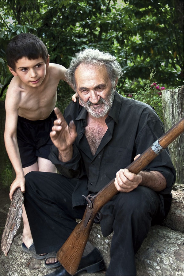 Иллюстрация к книге — Крайности Грузии. В поисках сокровищ Страны волков [i_067.jpg]