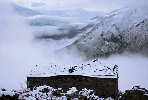 Иллюстрация к книге — Крайности Грузии. В поисках сокровищ Страны волков [i_084.jpg]