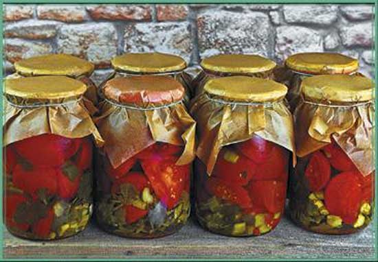 Иллюстрация к книге — Консервируем салаты, лечо, икру, соте, аджику [i_005.jpg]