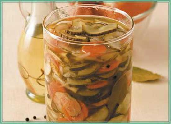 Иллюстрация к книге — Консервируем салаты, лечо, икру, соте, аджику [i_081.jpg]