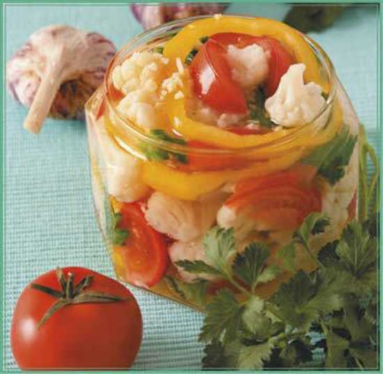 Иллюстрация к книге — Консервируем салаты, лечо, икру, соте, аджику [i_090.jpg]