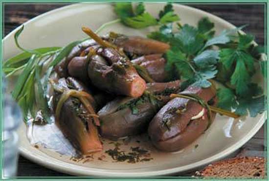 Иллюстрация к книге — Консервируем салаты, лечо, икру, соте, аджику [i_098.jpg]