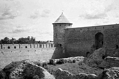 Иллюстрация к книге — 100 великих сокровищ России [i_005.jpg]