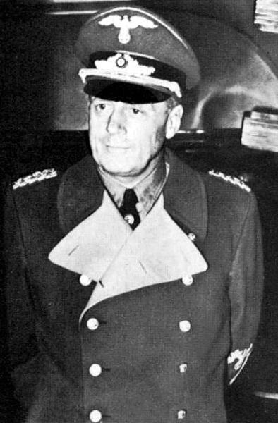 Иллюстрация к книге — 100 великих тайн советской эпохи [i_063.jpg]