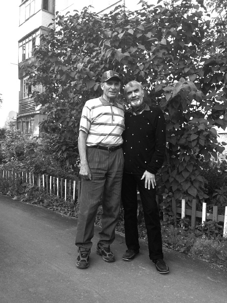 Иллюстрация к книге — Феликс Медведев. Козырная судьба легендарного интервьюера, библиофила, игрока [i_015.jpg]