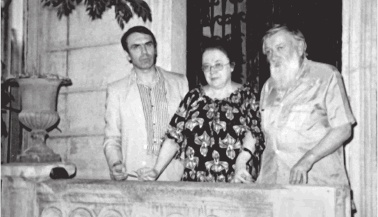 Иллюстрация к книге — Феликс Медведев. Козырная судьба легендарного интервьюера, библиофила, игрока [i_064.jpg]