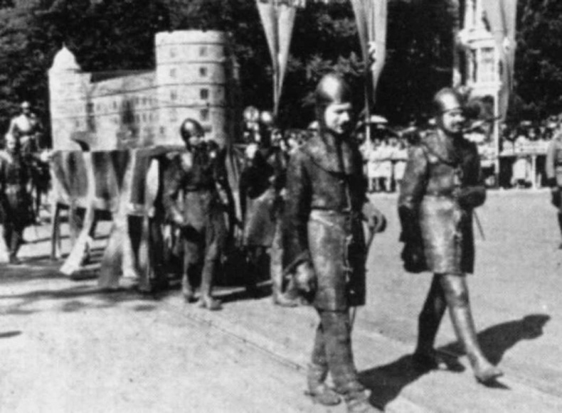 Иллюстрация к книге — Тайны черных замков СС [i_038.jpg]