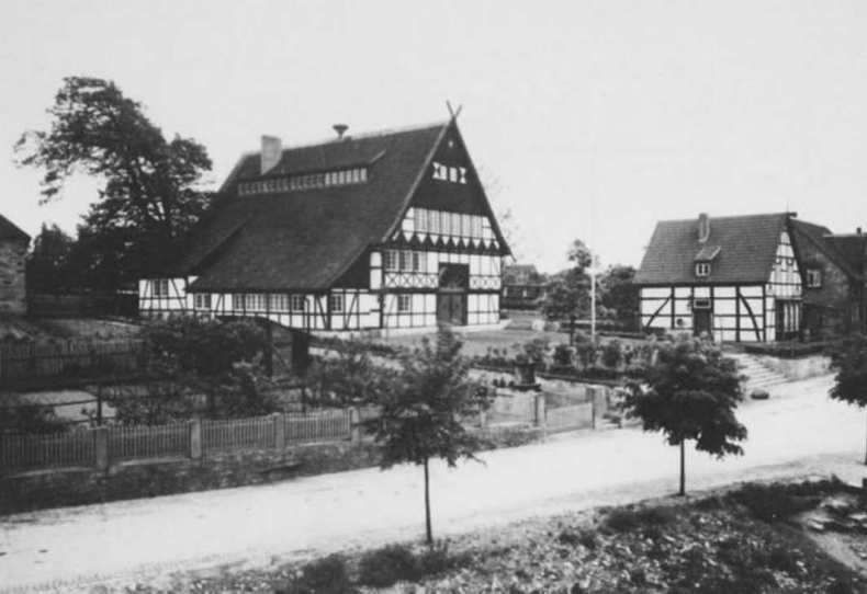 Иллюстрация к книге — Тайны черных замков СС [i_041.jpg]