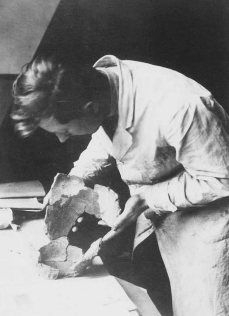 Иллюстрация к книге — Тайны черных замков СС [i_091.jpg]