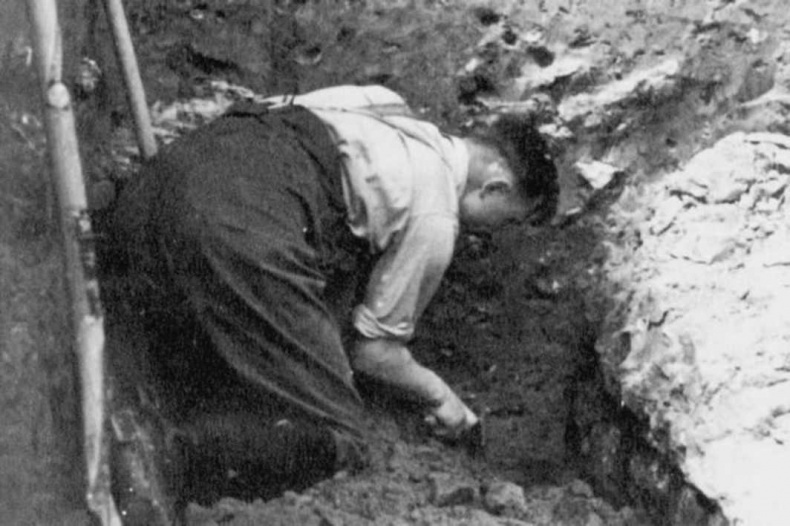 Иллюстрация к книге — Тайны черных замков СС [i_095.jpg]