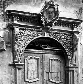 Иллюстрация к книге — Старый Краков [pic_102.jpg]