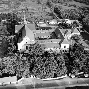 Иллюстрация к книге — Старый Краков [pic_115.jpg]