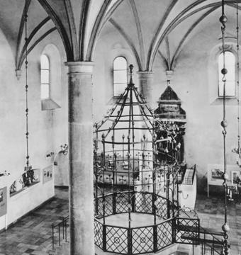 Иллюстрация к книге — Старый Краков [pic_126.jpg]