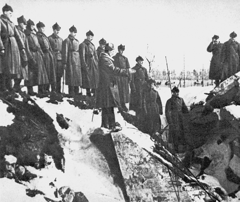 Иллюстрация к книге — 100 великих войн [i_108.jpg]