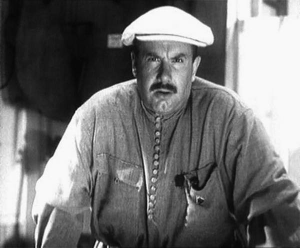 Иллюстрация к книге — 100 великих российских актеров [i_057.jpg]