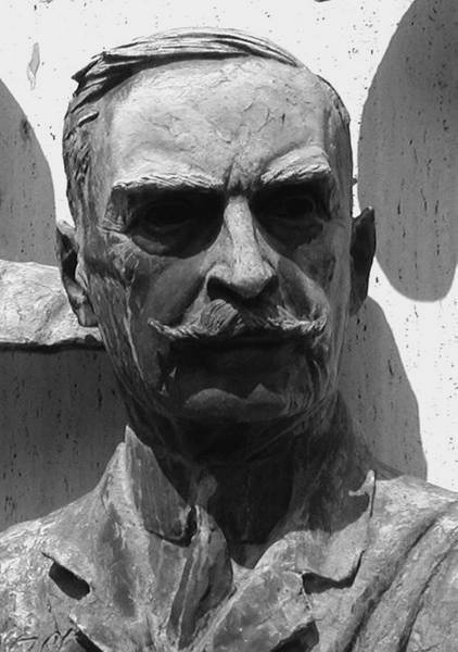 Иллюстрация к книге — 100 великих тайн человека [i_072.jpg]