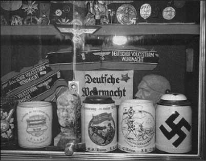 Иллюстрация к книге — Сокровища Третьего рейха [i_039.jpg]