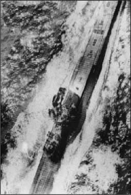 Иллюстрация к книге — Сокровища Третьего рейха [i_060.jpg]