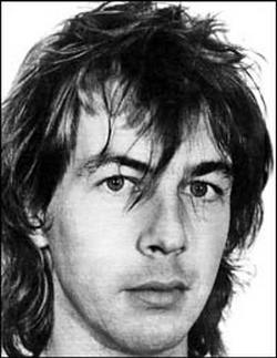 Иллюстрация к книге — 50 знаменитых самоубийц [i_004.jpg]