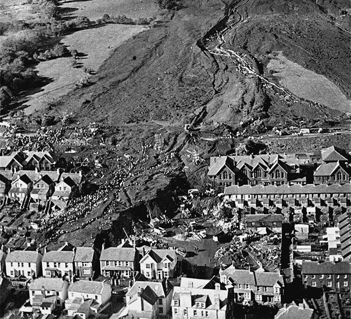 Иллюстрация к книге — 500 великих катастроф [i_061.jpg]